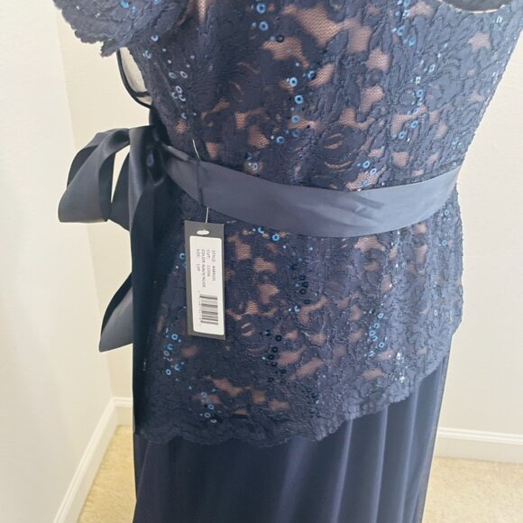 Long evening dress with sequin in blue - Picture 5 of 8